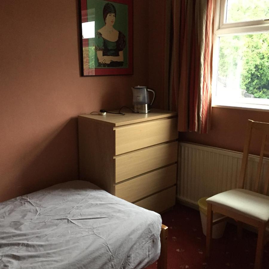 Hotel 5 Ravenhurst Drive Walsall Extérieur photo