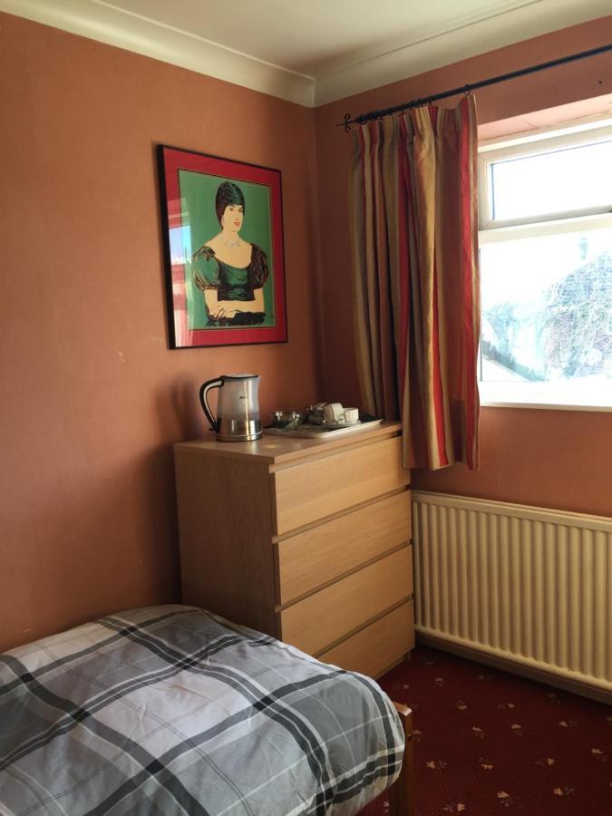 Hotel 5 Ravenhurst Drive Walsall Extérieur photo